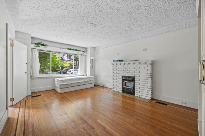 Photo 5 at 3579 W 18th Avenue, Dunbar, Vancouver West