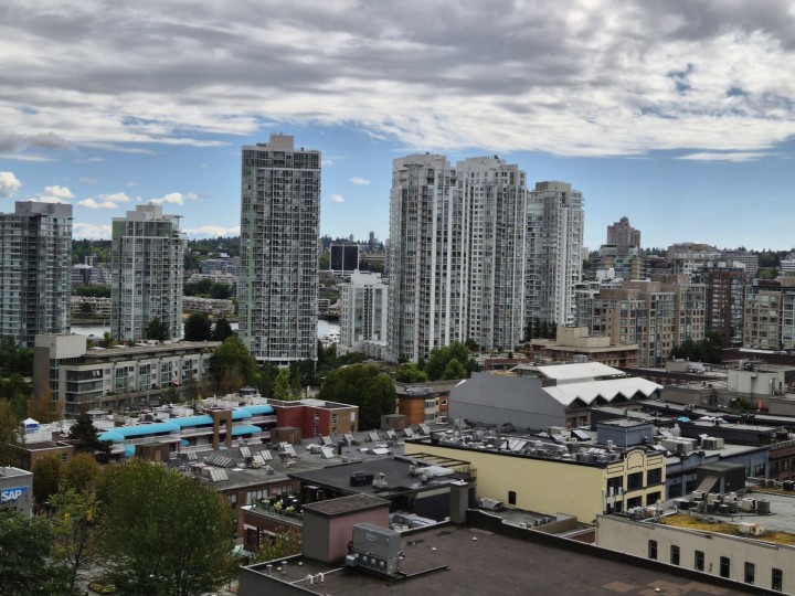 Photo 23 at 1707 - 939 Homer Street, Yaletown, Vancouver West