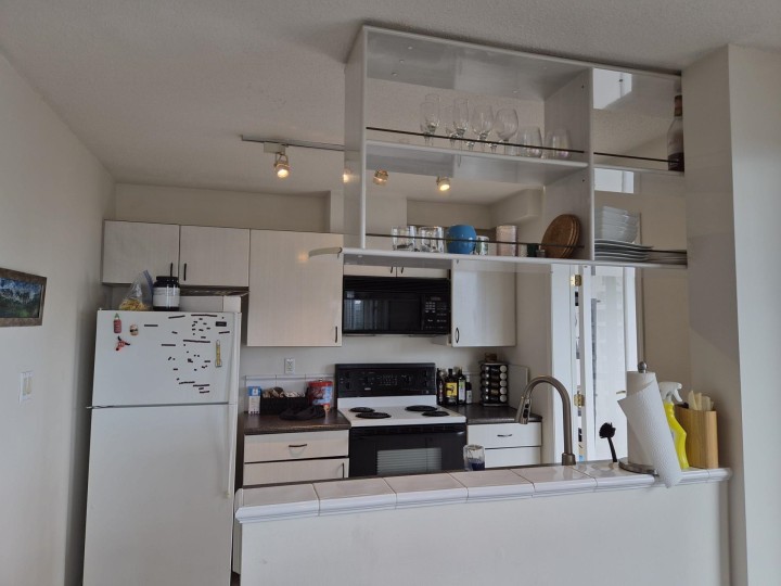 Photo 3 at 1707 - 939 Homer Street, Yaletown, Vancouver West