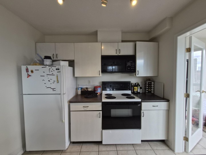 Photo 4 at 1707 - 939 Homer Street, Yaletown, Vancouver West