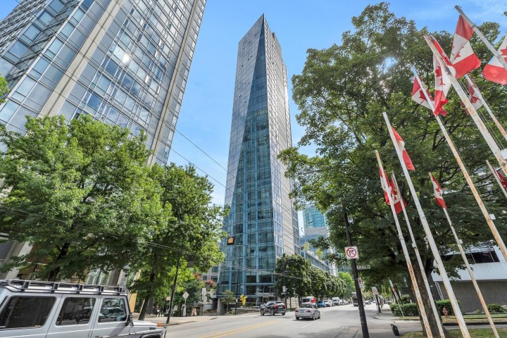 Photo 2 at 1601 - 1499 W Pender Street, Coal Harbour, Vancouver West