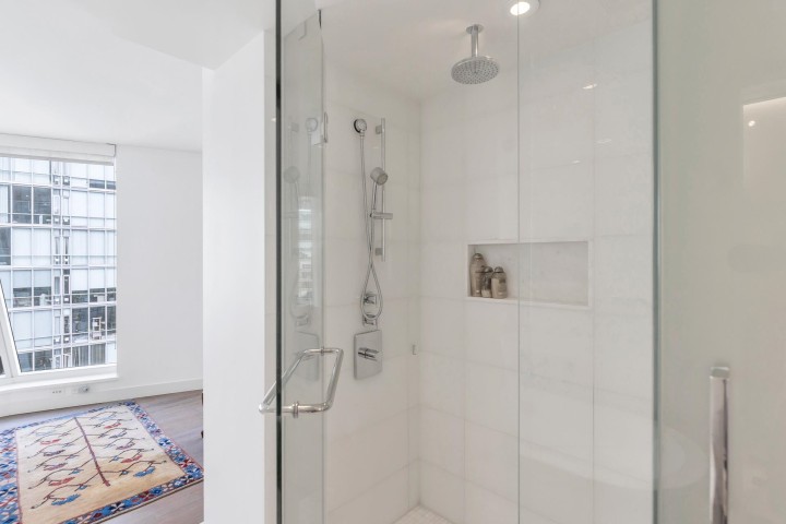 Photo 26 at 1601 - 1499 W Pender Street, Coal Harbour, Vancouver West