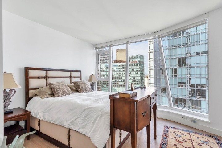 Photo 22 at 1601 - 1499 W Pender Street, Coal Harbour, Vancouver West