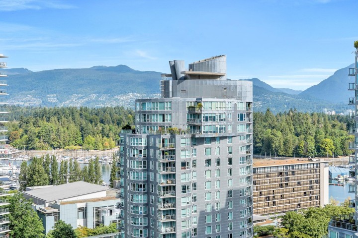 Photo 31 at 1601 - 1499 W Pender Street, Coal Harbour, Vancouver West