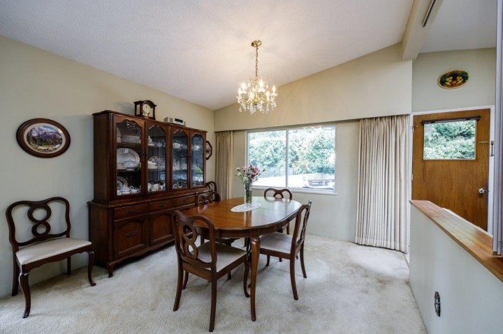 Photo 6 at 697 Plymouth Drive, Windsor Park NV, North Vancouver