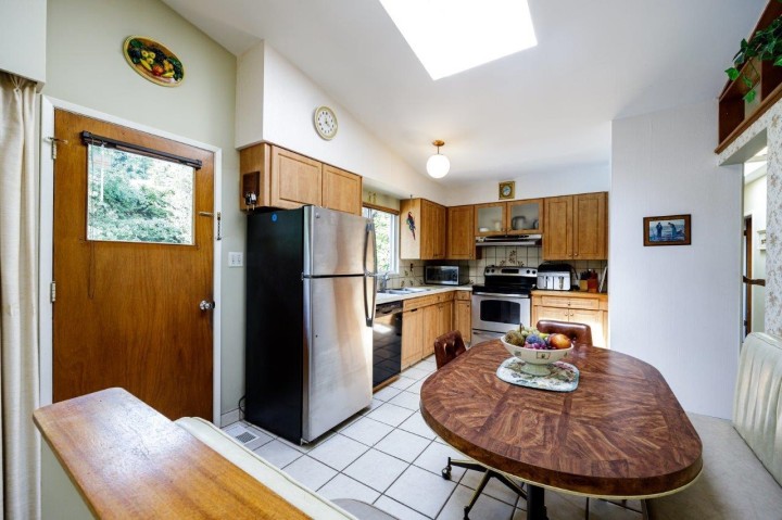 Photo 12 at 697 Plymouth Drive, Windsor Park NV, North Vancouver