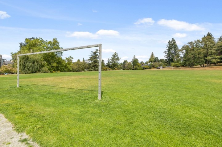 Photo 35 at 210 - 4885 Valley Drive, Quilchena, Vancouver West