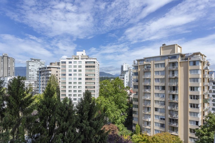 Photo 4 at 904 - 1850 Comox Street, West End VW, Vancouver West