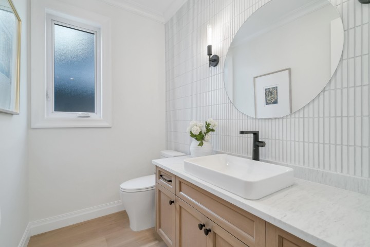 Photo 6 at 780 E 10th Street, Boulevard, North Vancouver