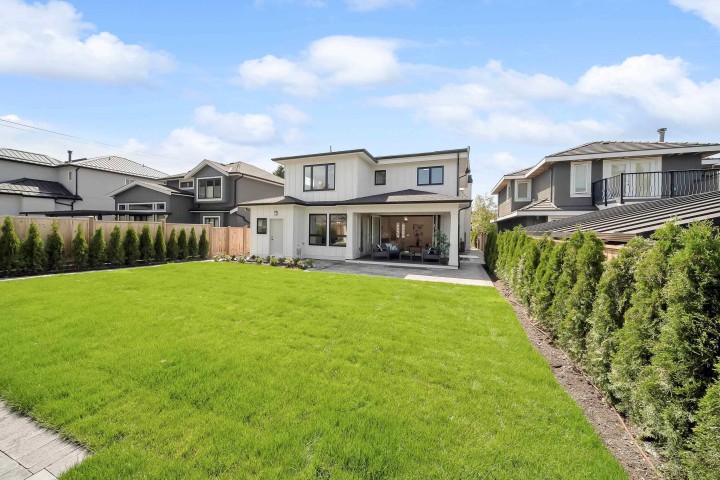 Photo 39 at 780 E 10th Street, Boulevard, North Vancouver