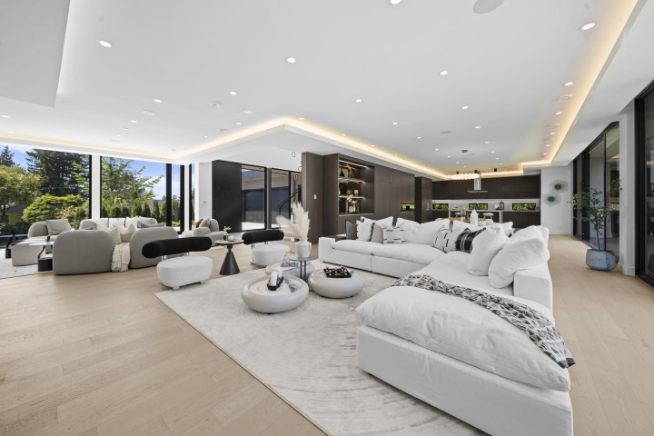 Photo 7 at 680 Westhyde Place, Delbrook, North Vancouver