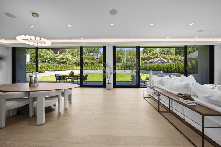 Photo 5 at 680 Westhyde Place, Delbrook, North Vancouver