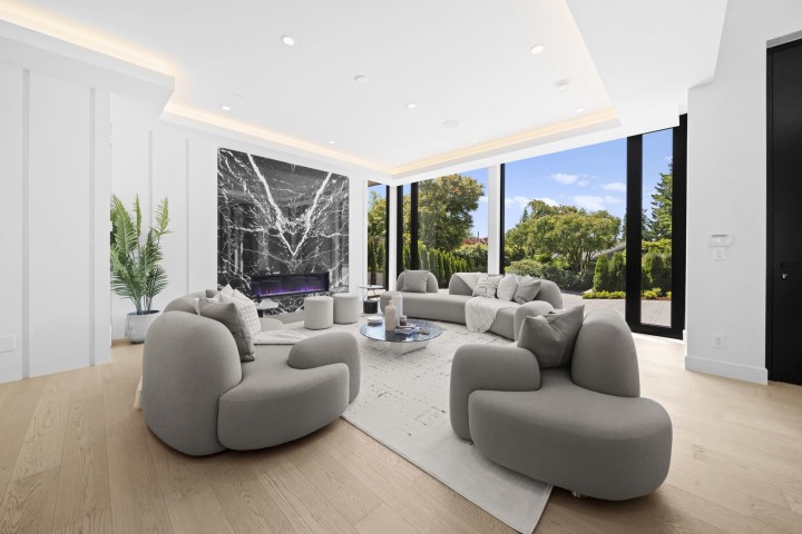 Photo 10 at 680 Westhyde Place, Delbrook, North Vancouver