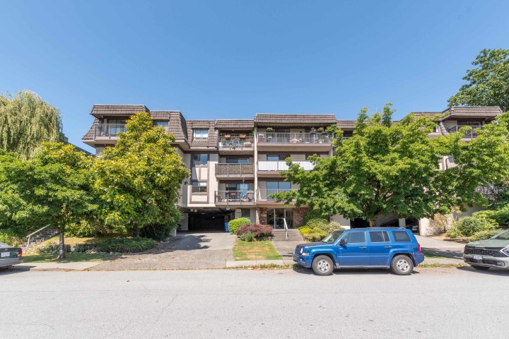 Photo 1 at 104 - 252 W 2nd Street, Lower Lonsdale, North Vancouver