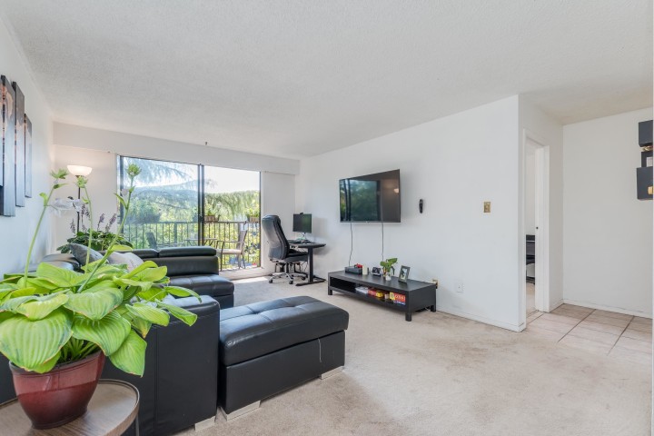 Photo 5 at 104 - 252 W 2nd Street, Lower Lonsdale, North Vancouver