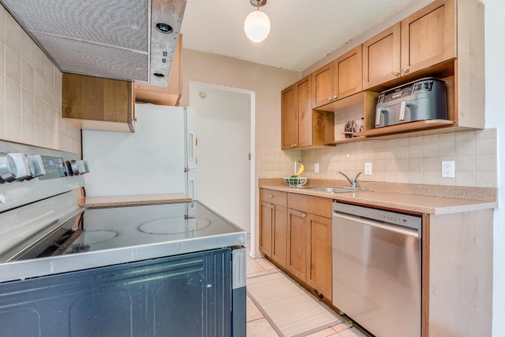 Photo 11 at 104 - 252 W 2nd Street, Lower Lonsdale, North Vancouver