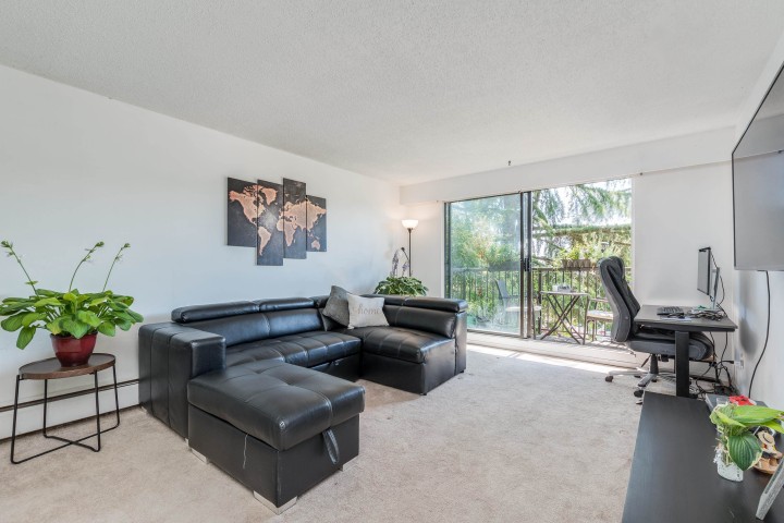 Photo 4 at 104 - 252 W 2nd Street, Lower Lonsdale, North Vancouver