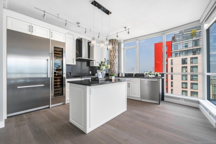 Photo 6 at 3501 - 1189 Melville Street, Coal Harbour, Vancouver West