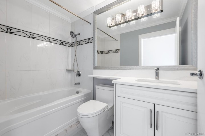 Photo 24 at 3501 - 1189 Melville Street, Coal Harbour, Vancouver West