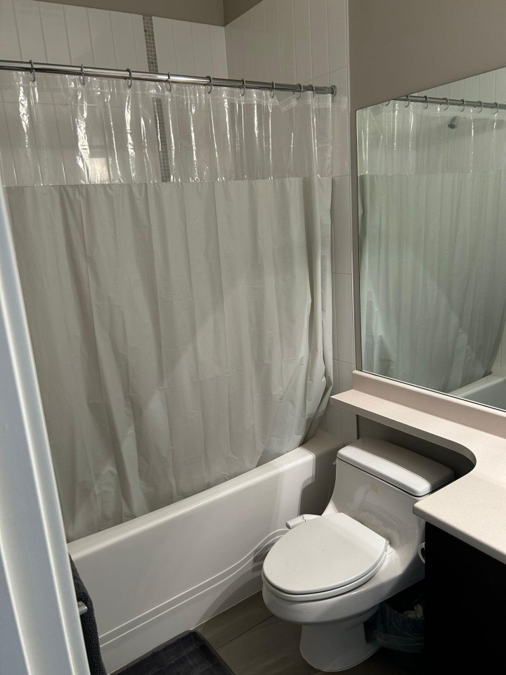 Photo 7 at 207 - 5605 Hampton Place, University VW, Vancouver West