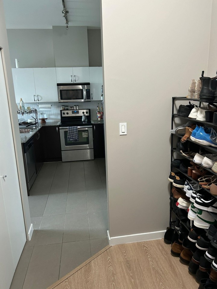 Photo 3 at 207 - 5605 Hampton Place, University VW, Vancouver West