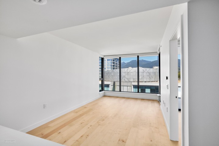 Photo 9 at 807 - 135 E 13th Street, Central Lonsdale, North Vancouver