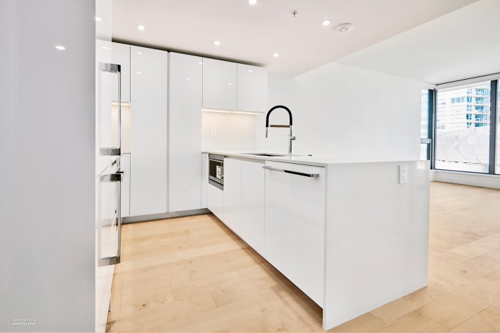 Photo 11 at 807 - 135 E 13th Street, Central Lonsdale, North Vancouver