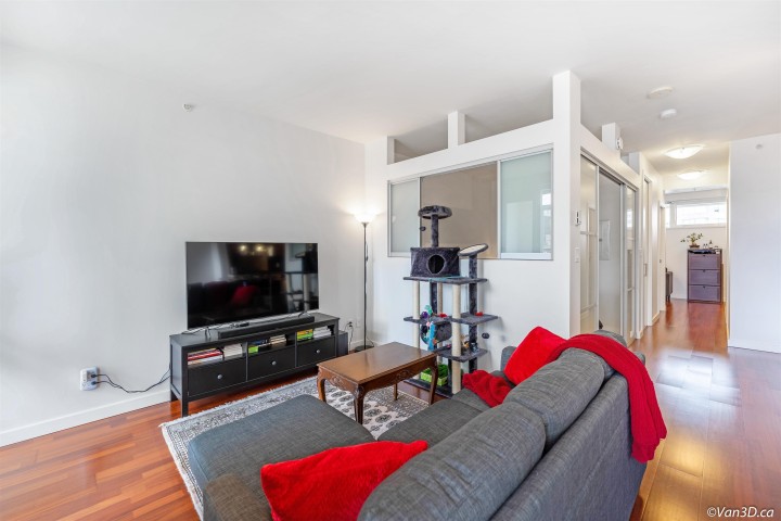 Photo 2 at 306 - 2055 Yukon Street, False Creek, Vancouver West