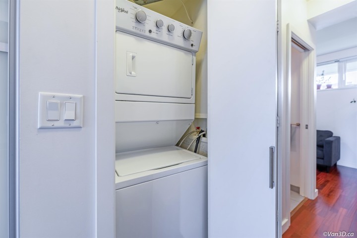 Photo 17 at 306 - 2055 Yukon Street, False Creek, Vancouver West