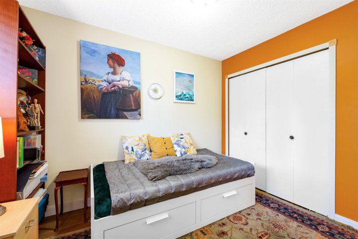 Photo 23 at 883 Nairn Court, Roche Point, North Vancouver