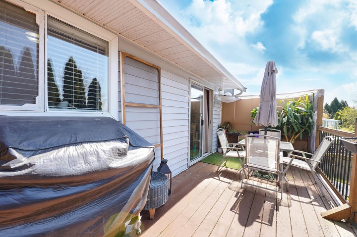 Photo 17 at 883 Nairn Court, Roche Point, North Vancouver