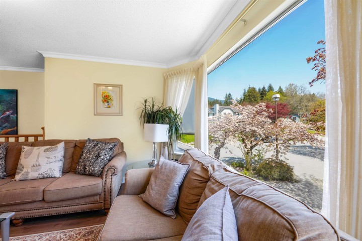 Photo 10 at 883 Nairn Court, Roche Point, North Vancouver