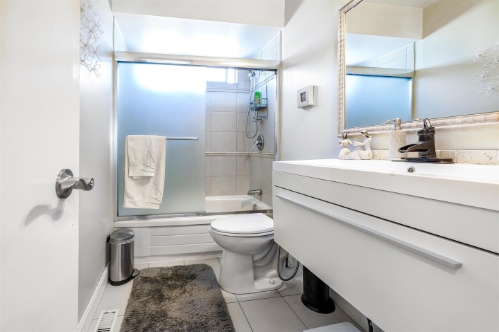 Photo 21 at 883 Nairn Court, Roche Point, North Vancouver