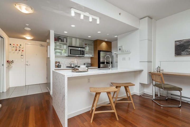 Photo 12 at 106 - 980 Cooperage Way, Yaletown, Vancouver West