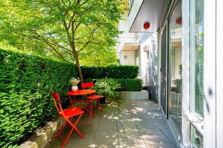 Photo 4 at 106 - 980 Cooperage Way, Yaletown, Vancouver West