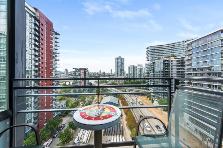 Photo 23 at 1606 - 33 Smithe Street, Yaletown, Vancouver West