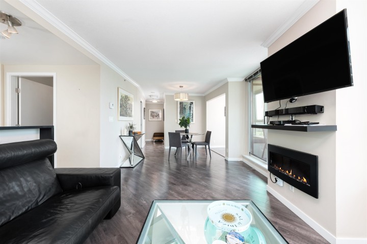 Photo 22 at 1606 - 33 Smithe Street, Yaletown, Vancouver West