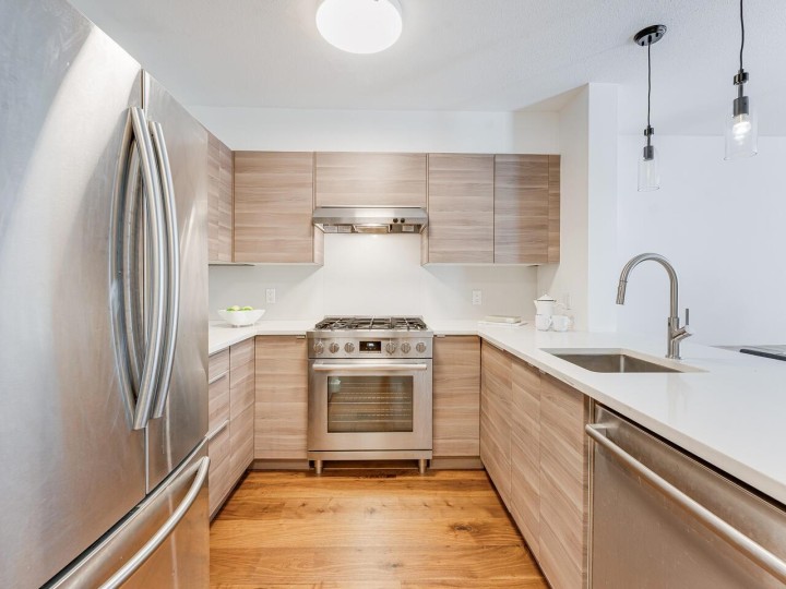 Photo 3 at 204 - 2181 W 12th Avenue, Kitsilano, Vancouver West