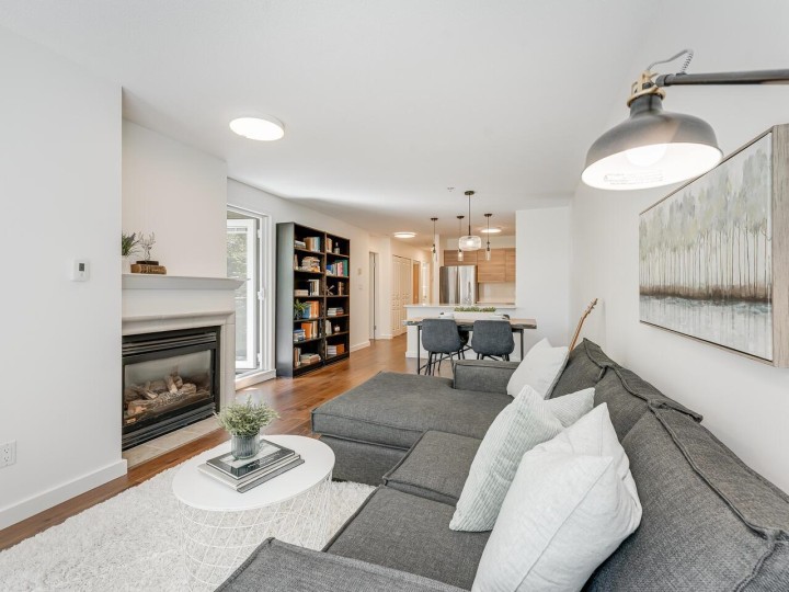 Photo 10 at 204 - 2181 W 12th Avenue, Kitsilano, Vancouver West