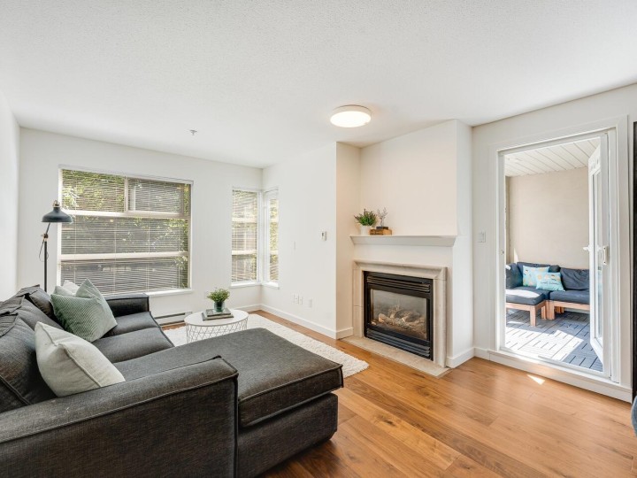Photo 11 at 204 - 2181 W 12th Avenue, Kitsilano, Vancouver West