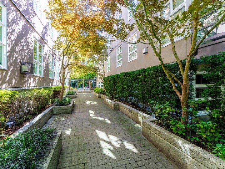 Photo 25 at 204 - 2181 W 12th Avenue, Kitsilano, Vancouver West