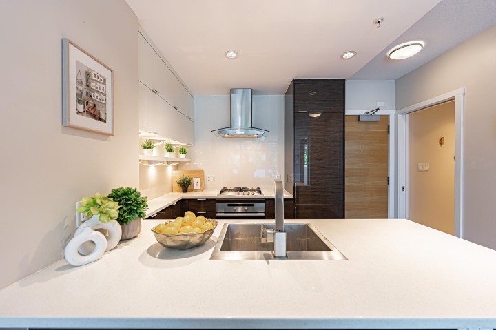 Photo 7 at 626 - 1777 W 7th Avenue, Fairview VW, Vancouver West