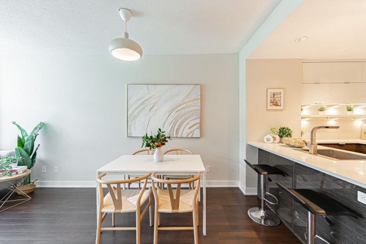 Photo 11 at 626 - 1777 W 7th Avenue, Fairview VW, Vancouver West