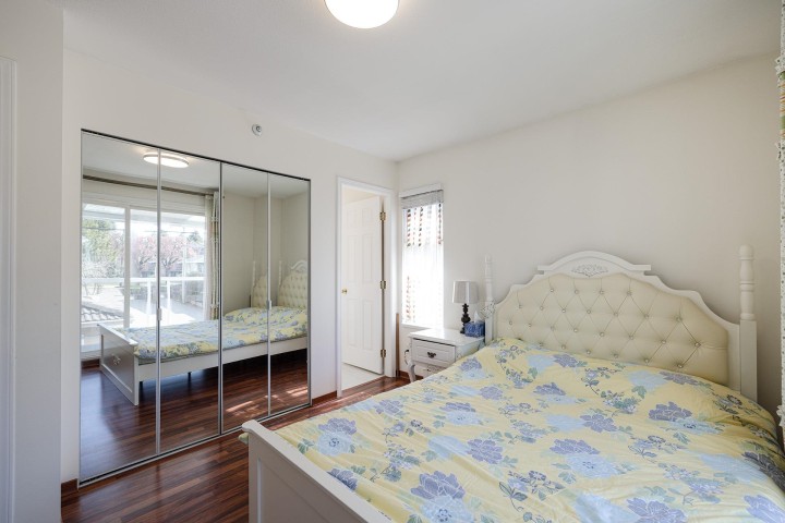 Photo 13 at 8573 Laurel Street, Marpole, Vancouver West