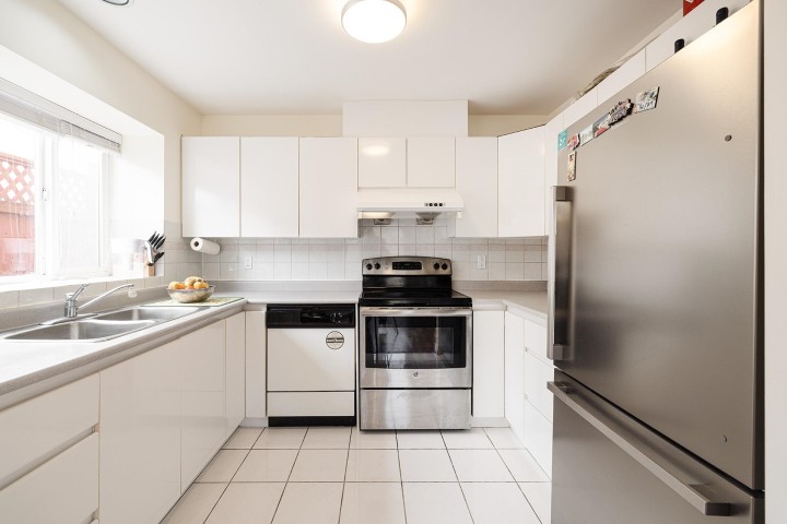 Photo 1 at 8573 Laurel Street, Marpole, Vancouver West