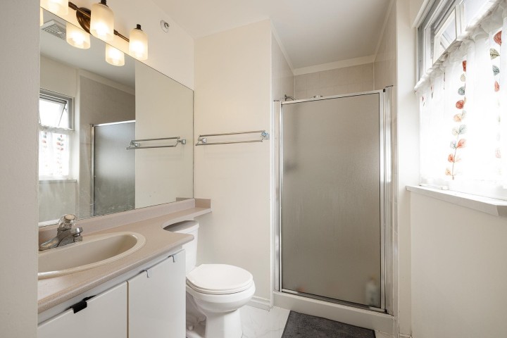 Photo 15 at 8573 Laurel Street, Marpole, Vancouver West