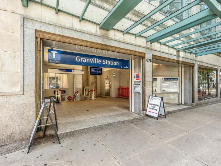 Photo 13 at 1710 - 610 Granville Street, Downtown VW, Vancouver West