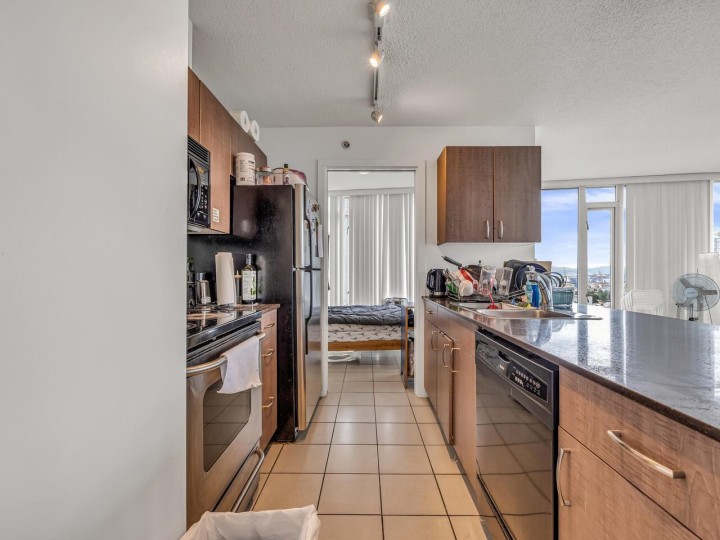 Photo 5 at 1710 - 610 Granville Street, Downtown VW, Vancouver West