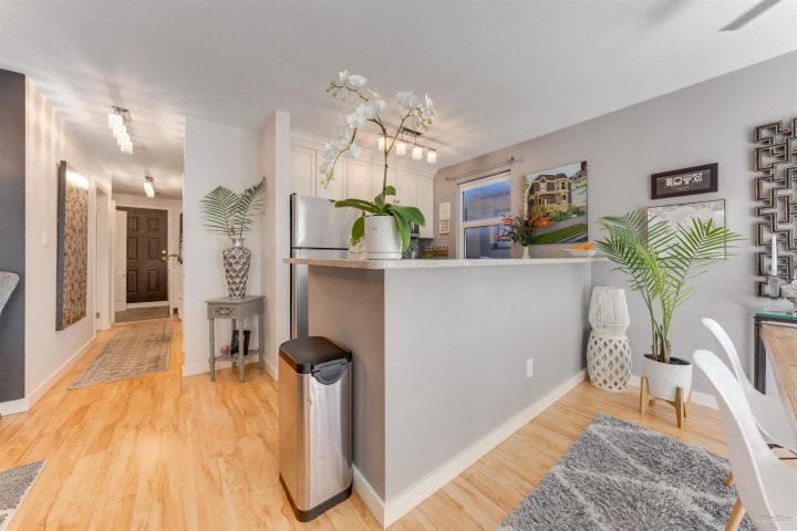 Photo 5 at 201 - 985 10th Avenue, Fairview VW, Vancouver West