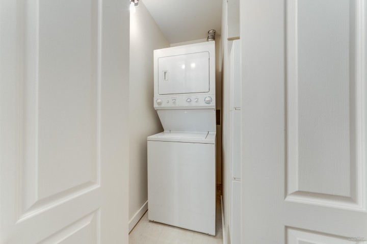 Photo 9 at 201 - 985 10th Avenue, Fairview VW, Vancouver West